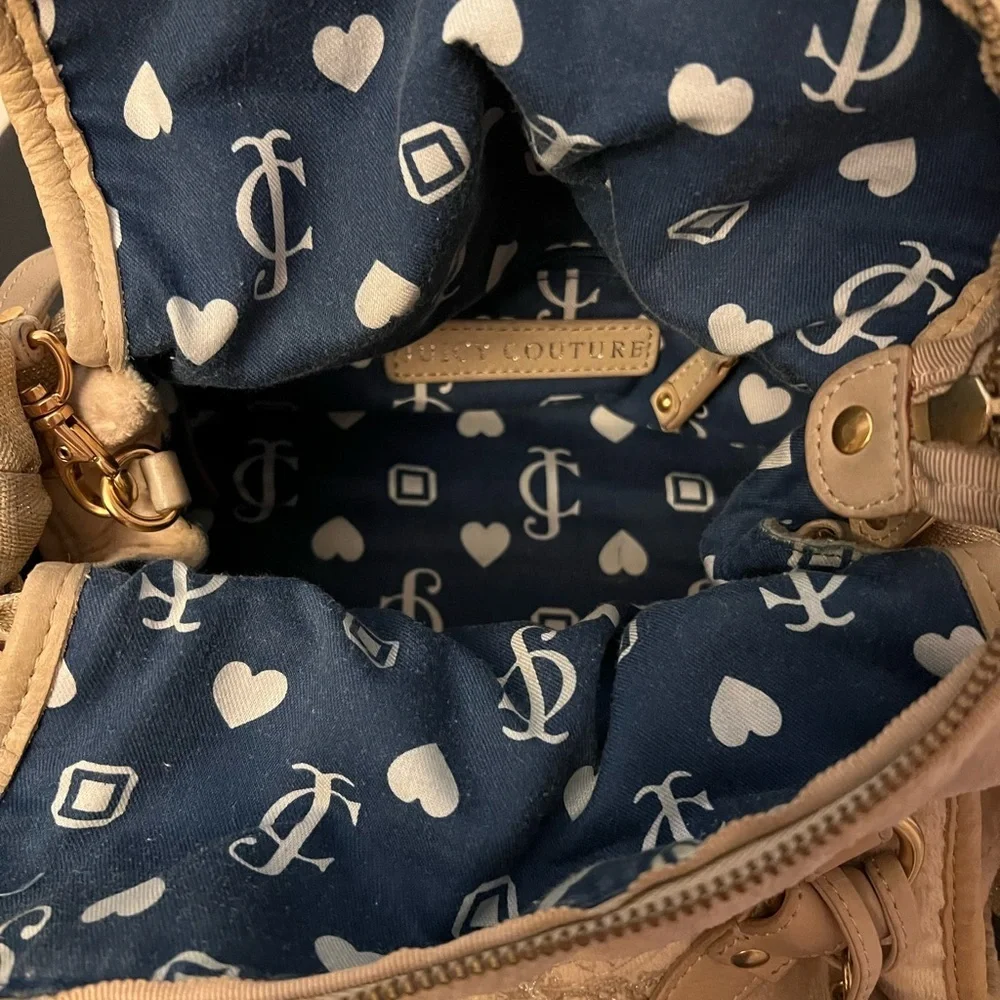 Juicy Couture velvet handbag preloved. - Picture 8 of 12